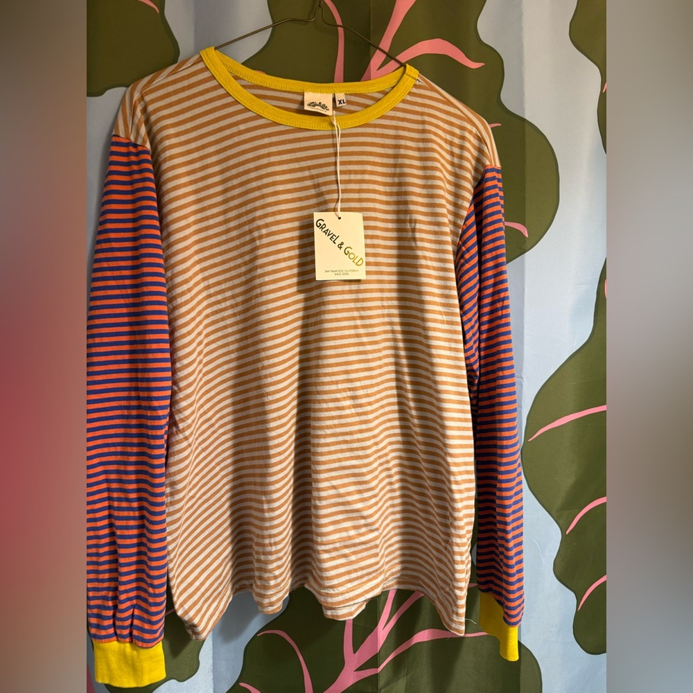 Gravel and Gold Odelay Tee